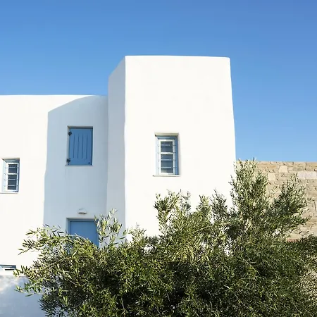 Seaside Paros - * Ambelas